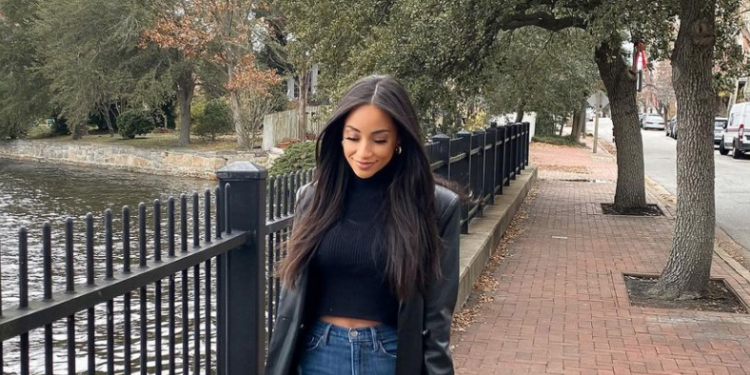 victoria-fuller-raves-about-2020-on-instagram