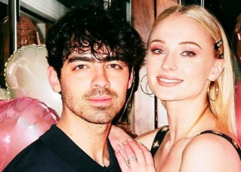 sophie-turner-and-joe-jonas-share-super-cute-unseen-pics-from-2020-on-instagram