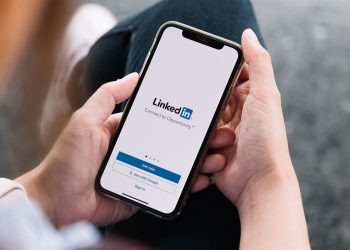 does-your-linkedin-profile-need-a-makeover?