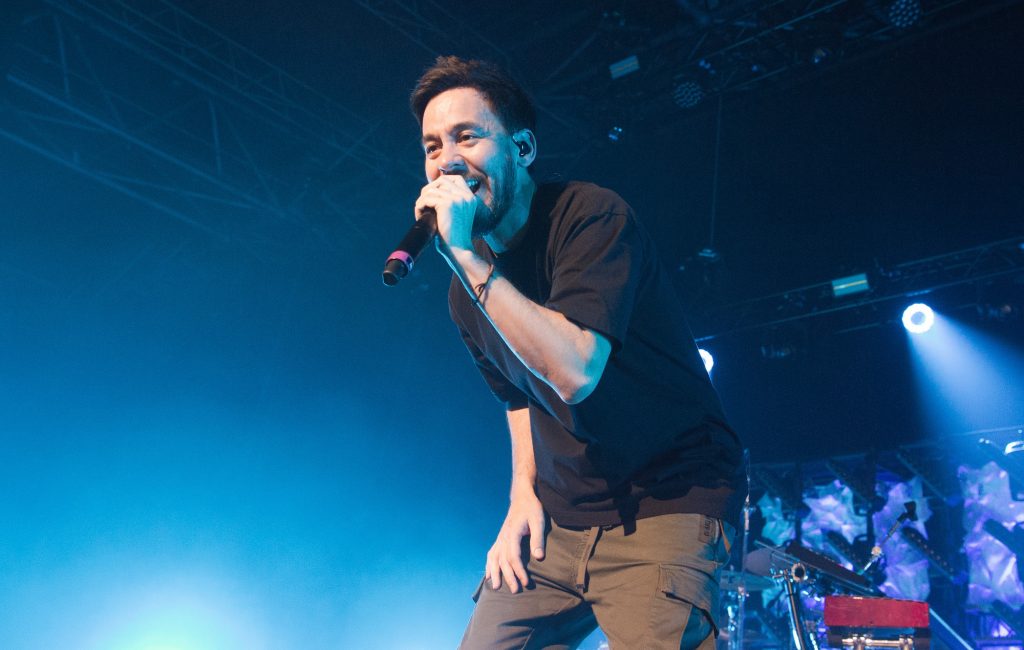 mike-shinoda-offers-to-produce-fans'-music-live-on-his-twitch-channel