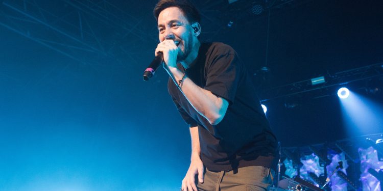 mike-shinoda-offers-to-produce-fans'-music-live-on-his-twitch-channel