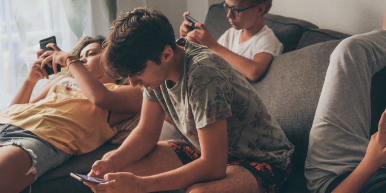 5-apps-parents-should-know-about-before-the-kids-hit-“download”