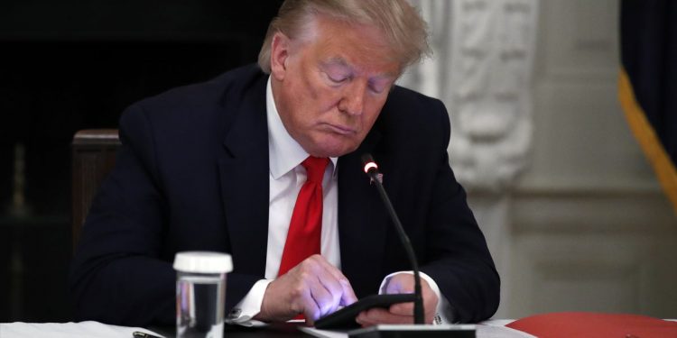 squelched-by-twitter,-trump-seeks-new-online-megaphone