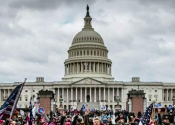 2-michigan-republicans-join-facebook-group-with-violent-rhetoric-and-conspiracy-theories
