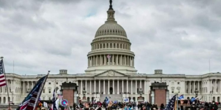 2-michigan-republicans-join-facebook-group-with-violent-rhetoric-and-conspiracy-theories