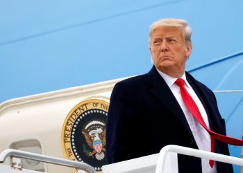 google-suspends-trump's-youtube-account,-disables-comments