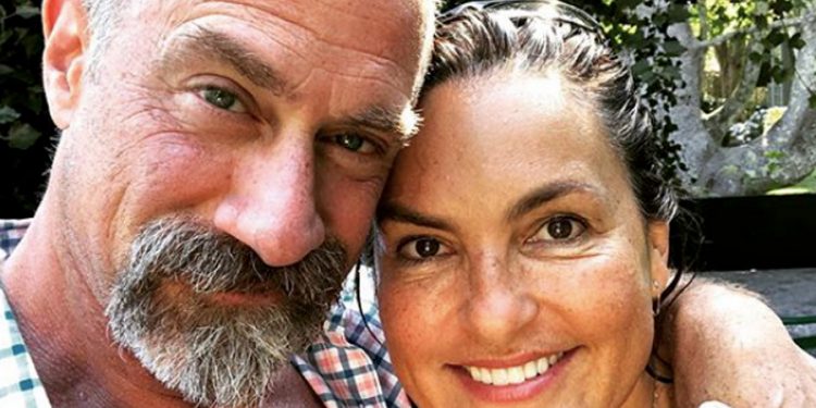 'law-&-order:-svu'-stars-mariska-hargitay-and-chris-meloni-do-an-instagram-fan-tease
