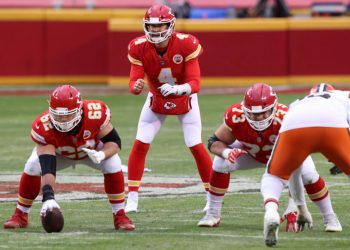 look:-chad-henne's-linkedin-profile-is-going-viral