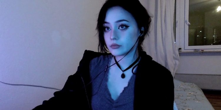 jadeyanh-reassures-fans-she-is-“okay”-after-live-twitch-stalker-scare