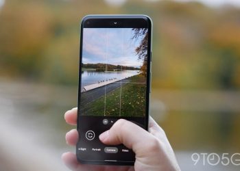 latest-whatsapp-update-drops-support-for-google-camera's-social-share-shortcut