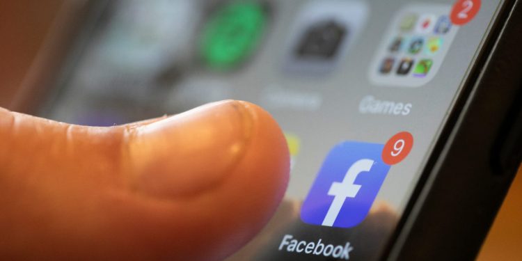 facebook-still-has-holocaust-denial-content-three-months-after-mark-zuckerberg-pledged-to-remove-it