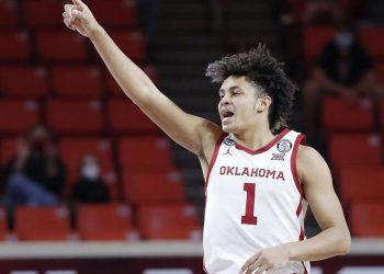 ou-basketball:-twitter-reacts-to-no-24-sooners'-80-79-road-upset-of-no.-5-texas