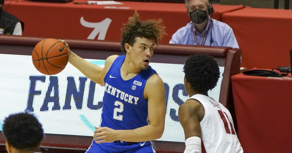 twitter-reactions-to-kentucky-collapsing-at-alabama