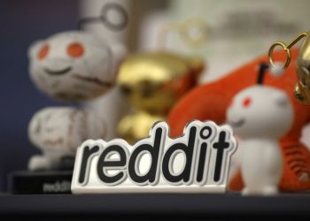 beyond-reddit,-day-traders-turning-social-media-platforms-into-squawk-boxes