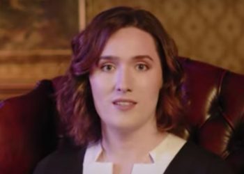 youtube-star-abigail-thorn-comes-out-as-trans-in-new-video