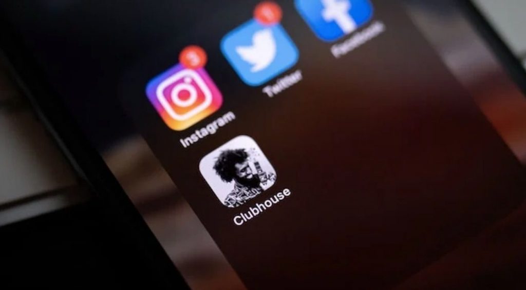 what-is-a-clubhouse?-how-do-i-become-a-member?