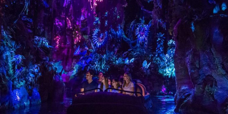 video:-riders-see-na'vi-river-journey-shaman-of-song-audio-animatronic-malfunction-today-at-…