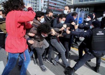 twitter-says-turkish-minister's-lgbt-comments-about-protesters-“hateful-conduct”