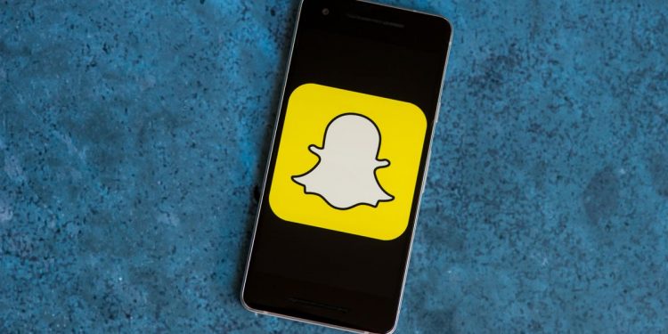 snapchat-warns-apple's-privacy-changes-could-hurt-ad-business
