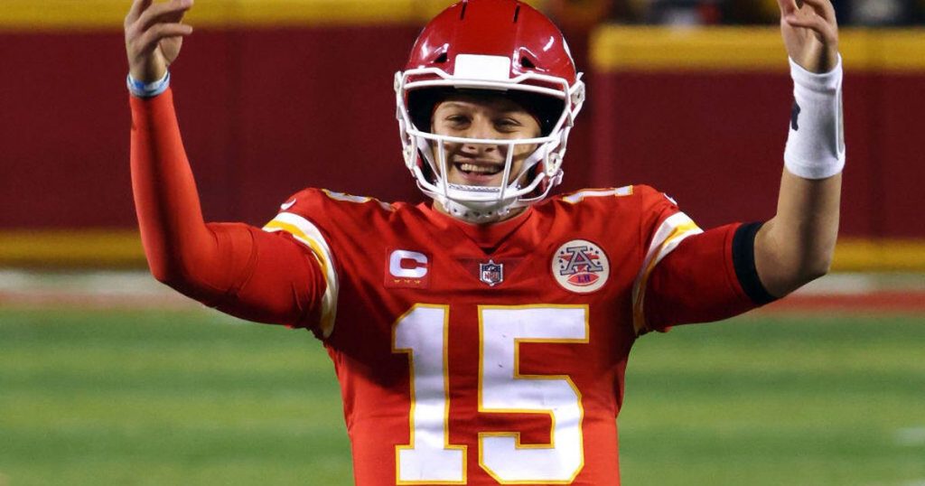 streaming-the-super-bowl?-expect-some-delay-compared-to-twitter-and-cable-tv