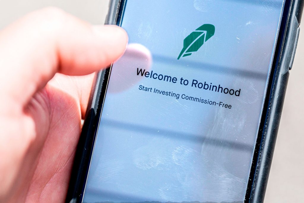 robinhood-lifts-trading-restrictions-on-gamestop-and-all-other-stocks