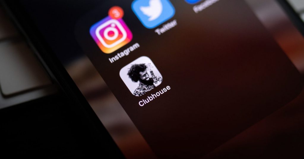 journalists-worried-about-people-having-conversations-on-clubhouse