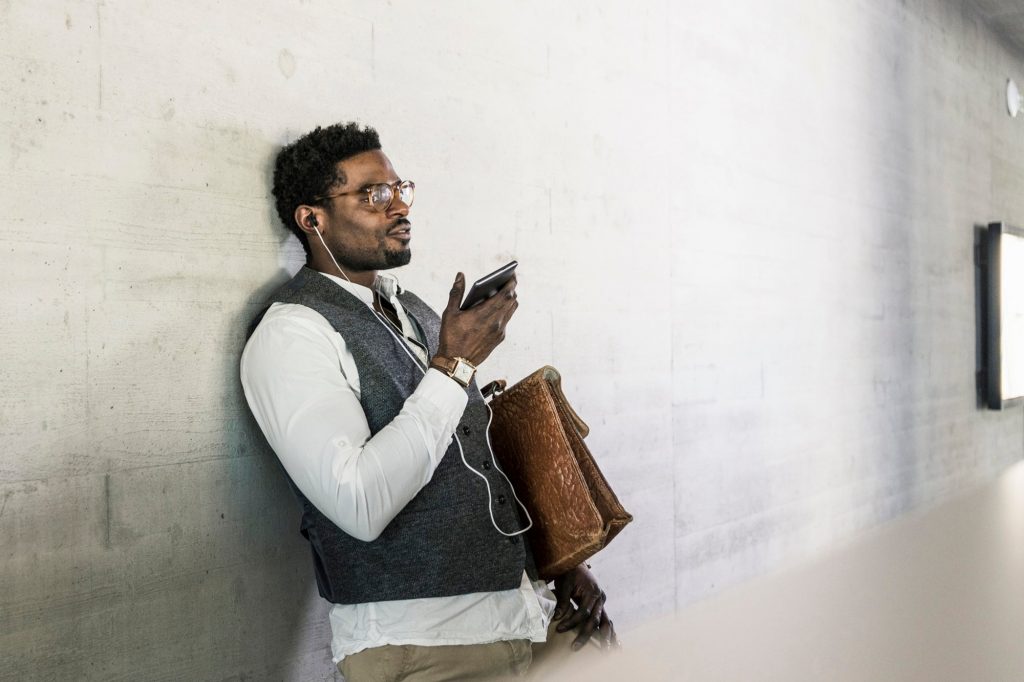 why-is-clubhouse-such-an-unparalleled-platform?