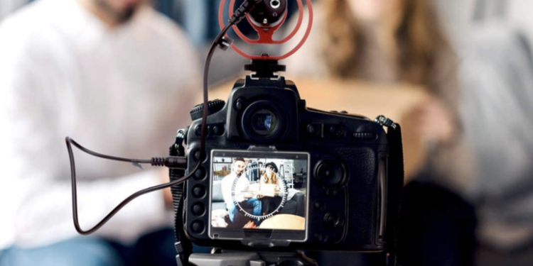 two-budget-mics-to-up-your-youtube-recording-game