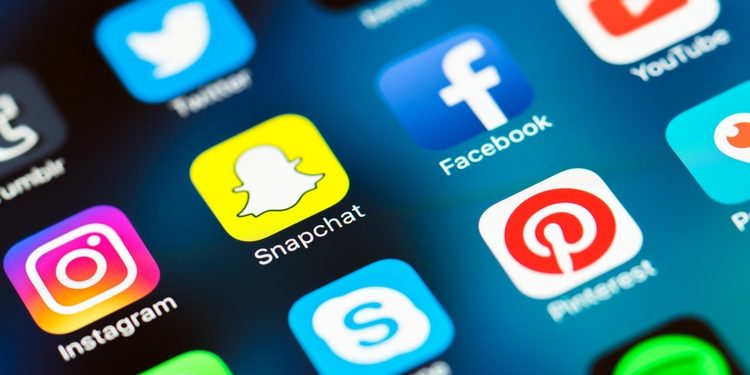 how-to-hide-stories-from-someone-on-instagram,-whatsapp,-and-snapchat