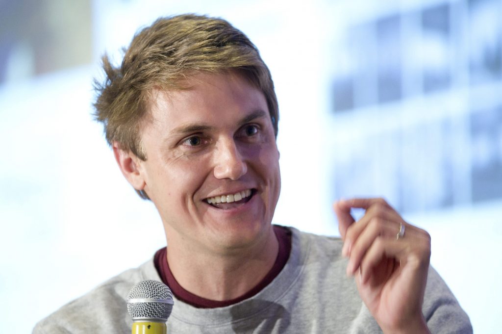 clubhouse-hires-android-software-developer,-signaling-work-on-android-app-has-begun