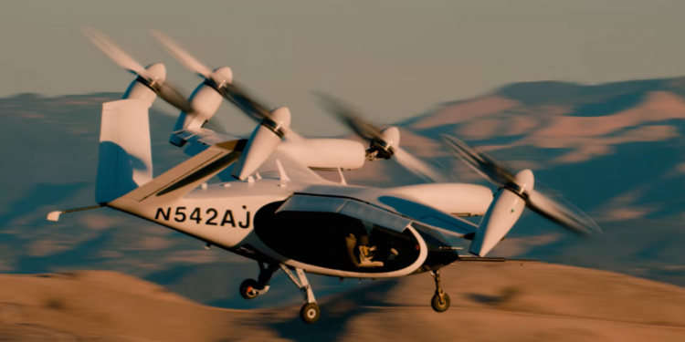 linkedin's-co-founder-is-going-in-on-flying-taxis,-which-are-definitely-realistic-this-time