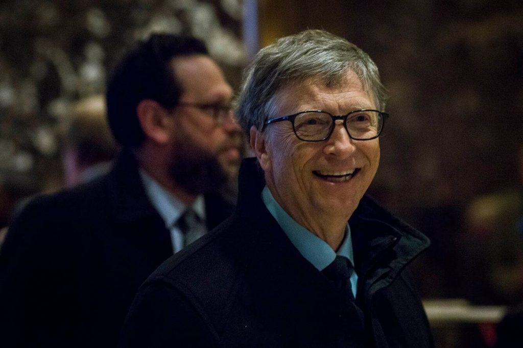 here's-why-bill-gates-prefers-android-to-ios