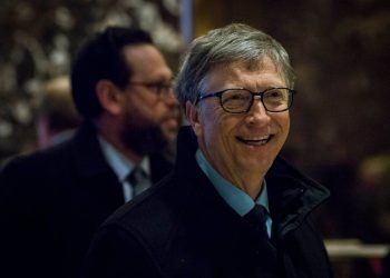 here's-why-bill-gates-prefers-android-to-ios