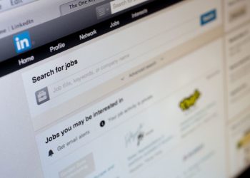linkedin,-cover-letters,-and-applying-in-the-morning-–-how-people-are-searching-for-jobs-in-south-…