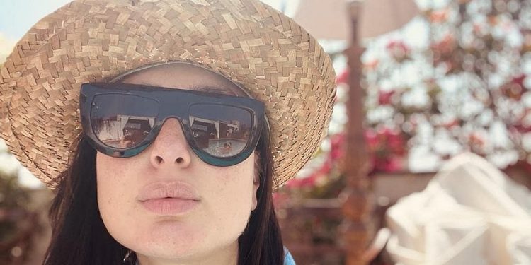 kareena-kapoor-finally-makes-comeback-on-instagram-postpartum,-says-'missed-you-all'