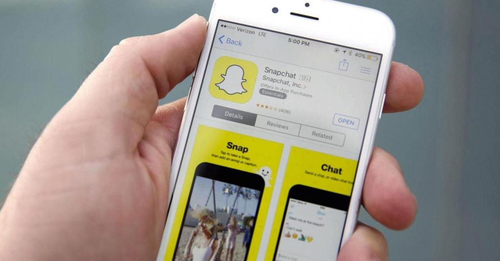 no,-you-can't-kick-someone-out-of-your-snapchat-group-—-but-you-can-try-these-two-solutions