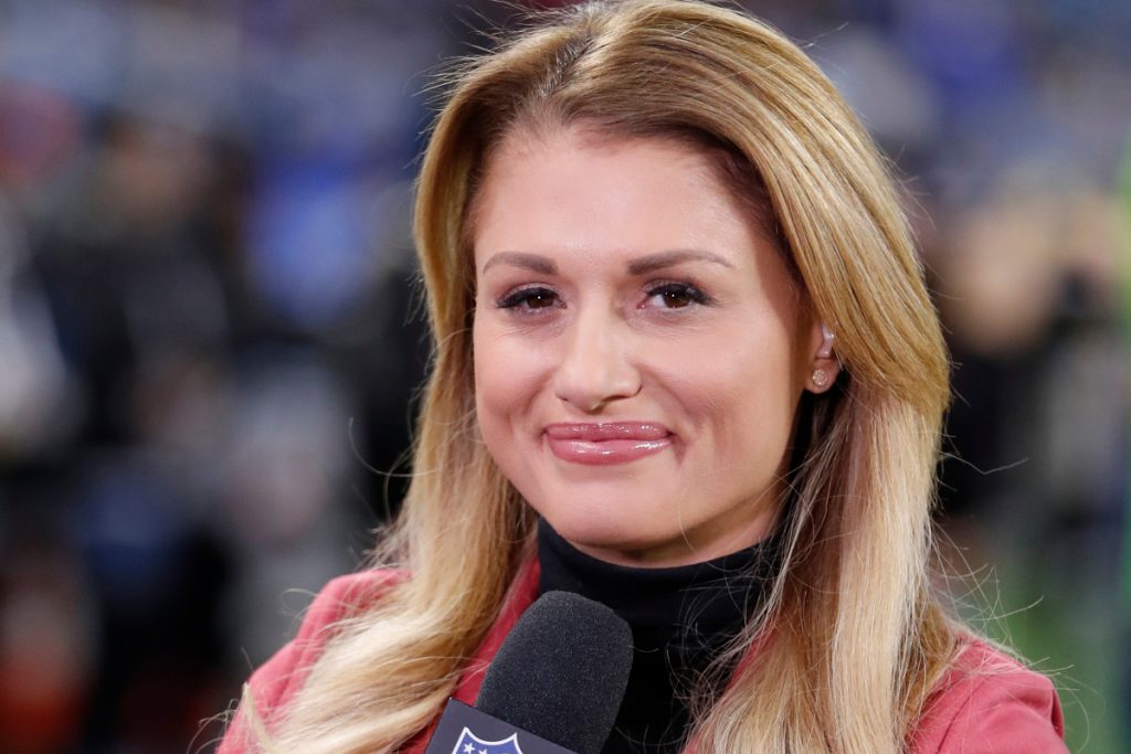 nfl-reporter-sparks-fierce-twitter-debate-after-posting-unpaid-internship