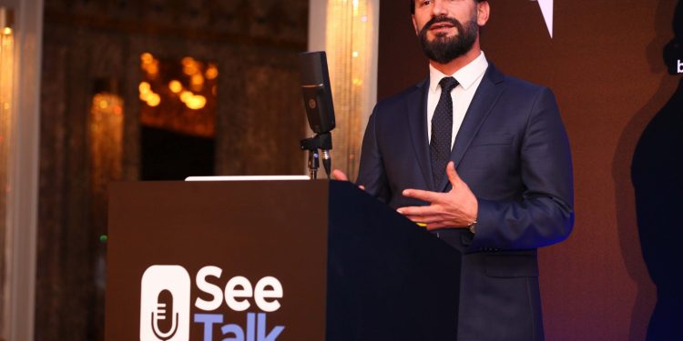 turkish-firm-sunny-combines-prompter,-microphone-tech-in-'seetalk'