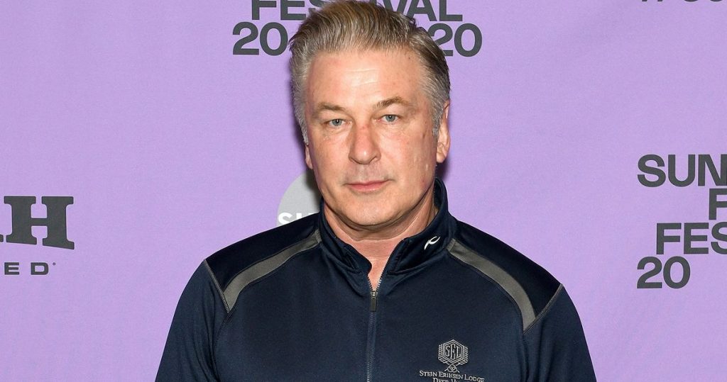 famous-non-asshole-alec-baldwin-quits-twitter,-says-it's-for-assholes