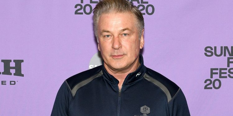 famous-non-asshole-alec-baldwin-quits-twitter,-says-it's-for-assholes