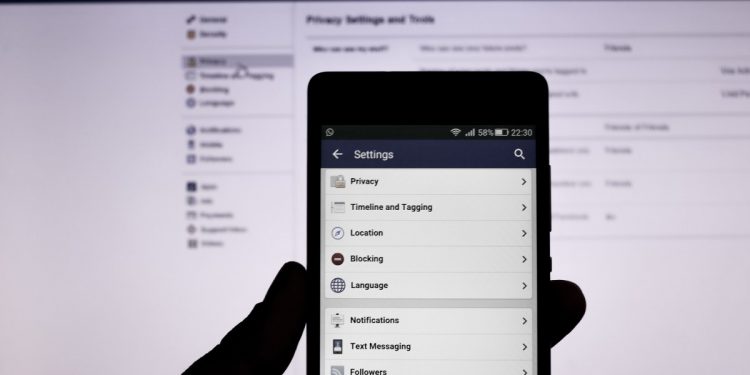 3-ways-to-make-sure-facebook-really-isn't-listening
