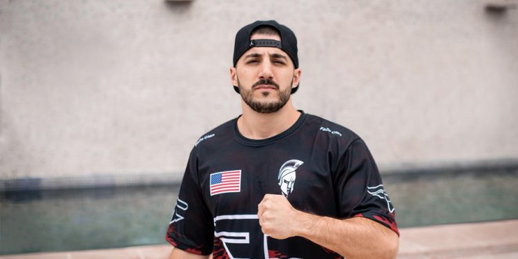 fan-criticizes-nickmercs-for-not-acknowledging-all-donations-and-subs;-nfl-star-jumps-to-his-…