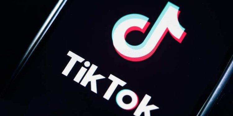 tiktok-influencer-mum-loses-custody-of-kids-over-her-tattoos