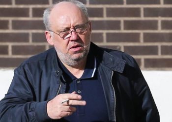 david-brooks-marr-was-'sending-whatsapp-messages'-jury-told