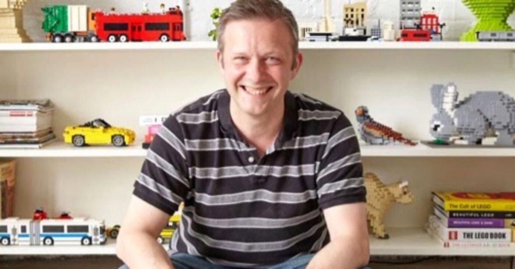 lego-artist-talks-about-his-work-on-facebook-live