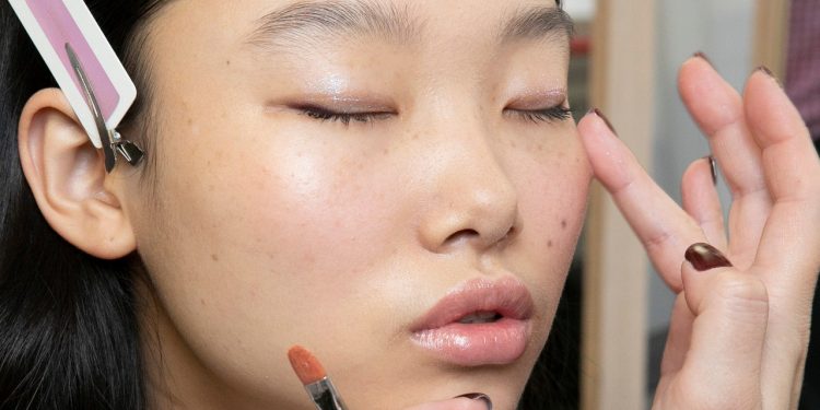 these-are-the-k-beauty-instagram-accounts-we-can't-get-enough-of