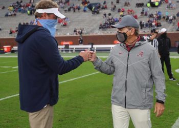 lane-kiffin-trolls-alabama-football,-nick-saban-on-twitter-with-new-license-plate