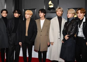furious-bts-fans-make-#scammys-trend-on-twitter-after-grammys-loss