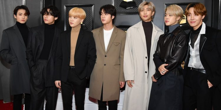 furious-bts-fans-make-#scammys-trend-on-twitter-after-grammys-loss