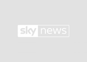 facebook's-extended-its-covid-19-information-centre-to-instagram-to-stop-the-spread-of-fake-news-…